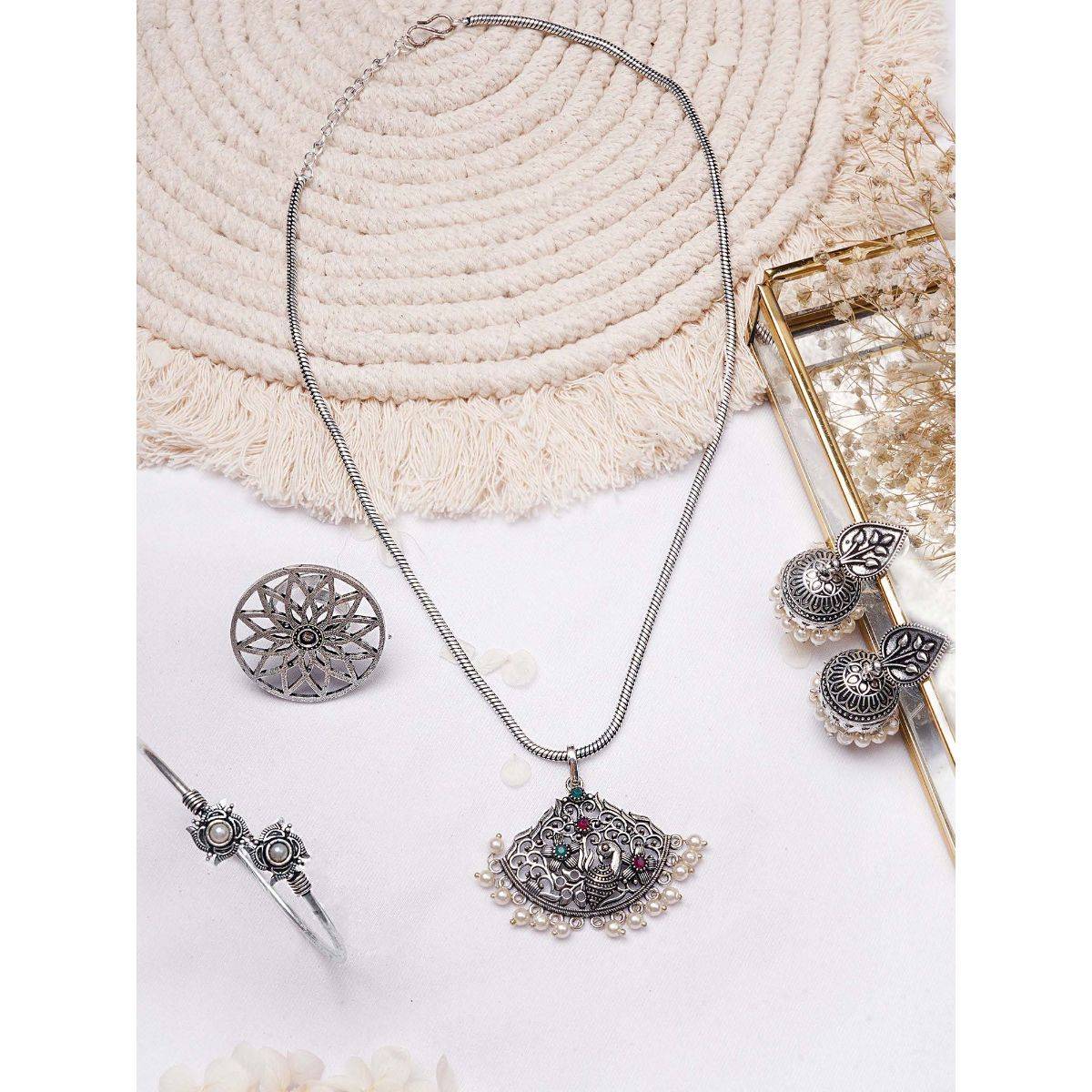 Teejh Oshee Silver Oxidised Jewelry Gift Set