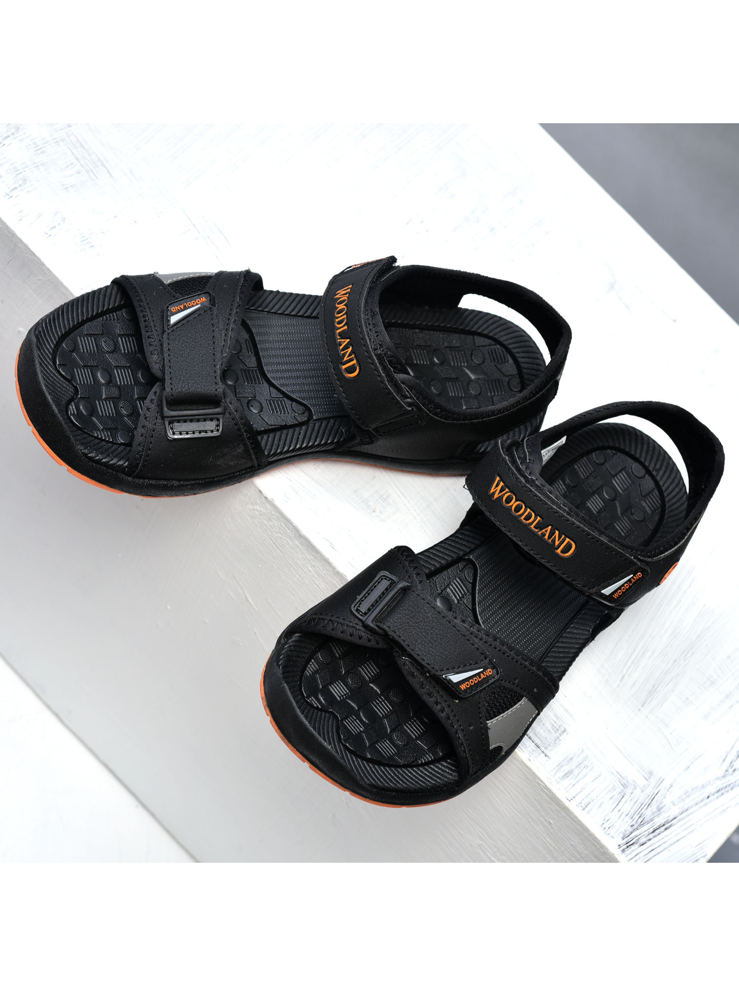 Buy woodland sandals for men leather in India @ Limeroad