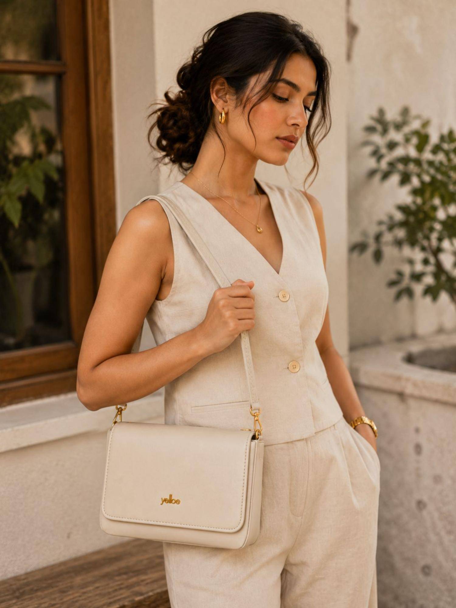 Yelloe Off-White Women's Sling Bag With Detachable Strap