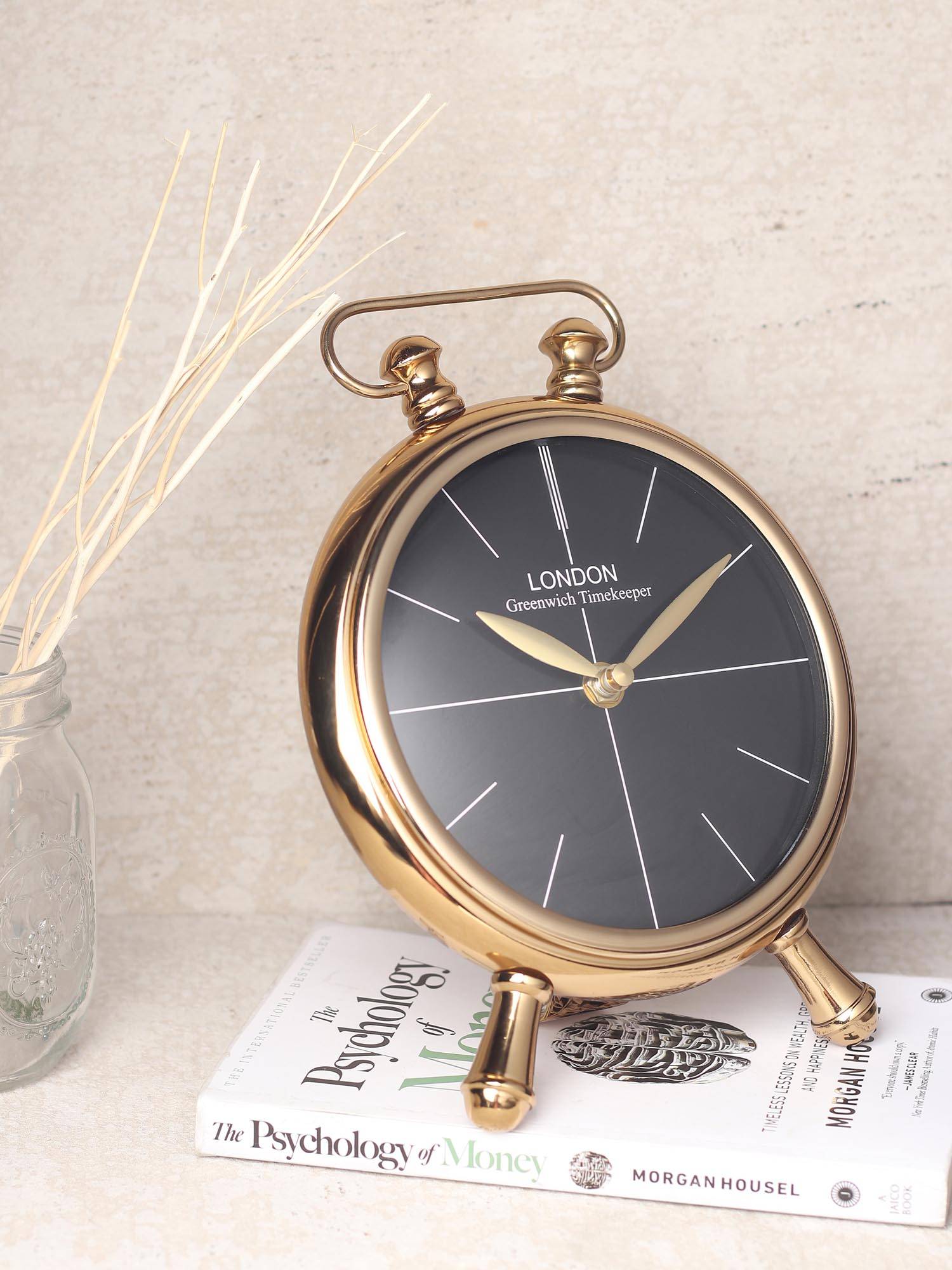 De Maison Decor Essence Desk Timepiece In Gold