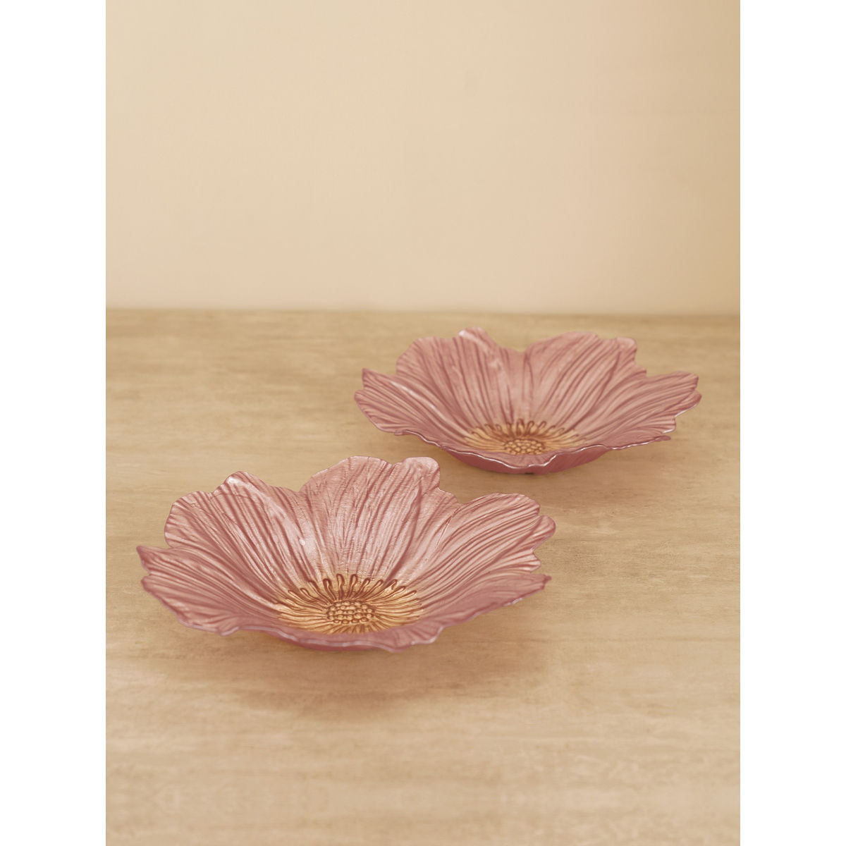 Pure Home Living Set of Pink Floral Shaped Glass Serving Bowls: Buy  Pure Home Living Set of Pink Floral Shaped Glass Serving Bowls Online  at Best Price in India Nykaa