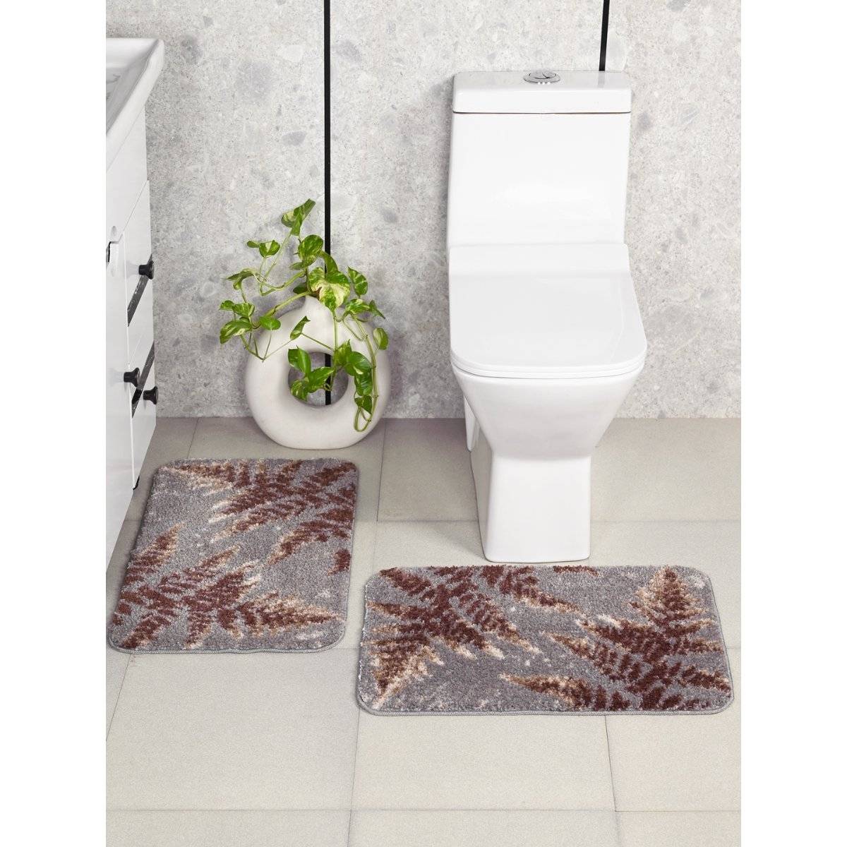 Saral Home Brown Cedar Soft Antiskid Bath Mat (Pack Of 2)