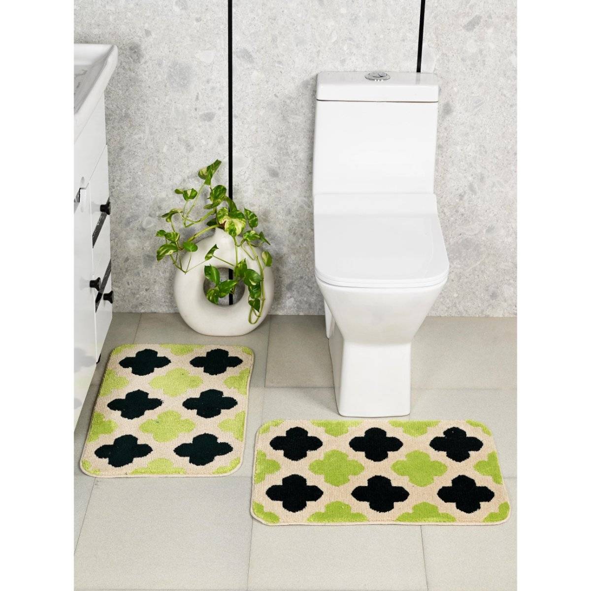 Saral Home Green Keine Soft Antiskid Bath Mat (Pack Of 2)