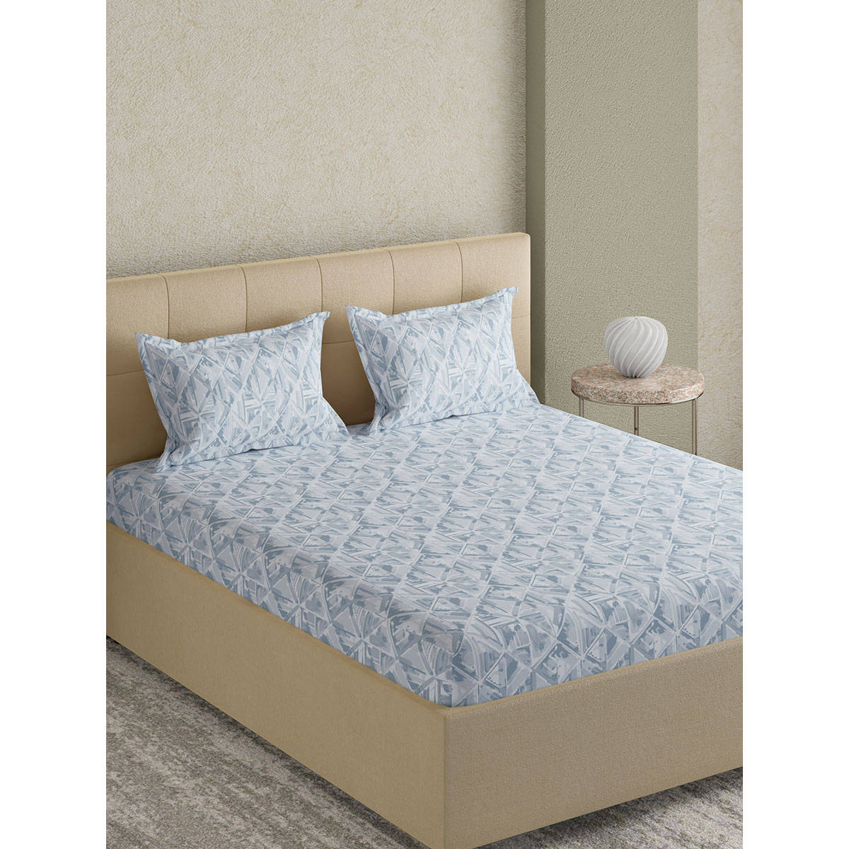 GM Abstract & Geometric Blue Jacquard Cotton Bedsheet With 2 Pillow Covers - Super King
