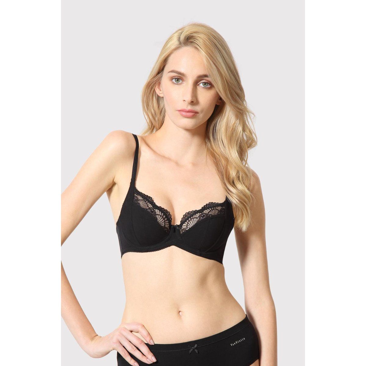 Van Heusen Woman Lingerie and Athleisure Wired Lace Tipped Antibacterial  Bra Black (30A)