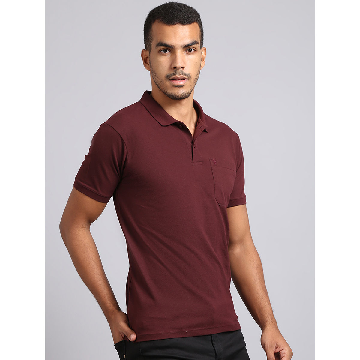 VENITIAN Men Solid Polo Neck Maroon 