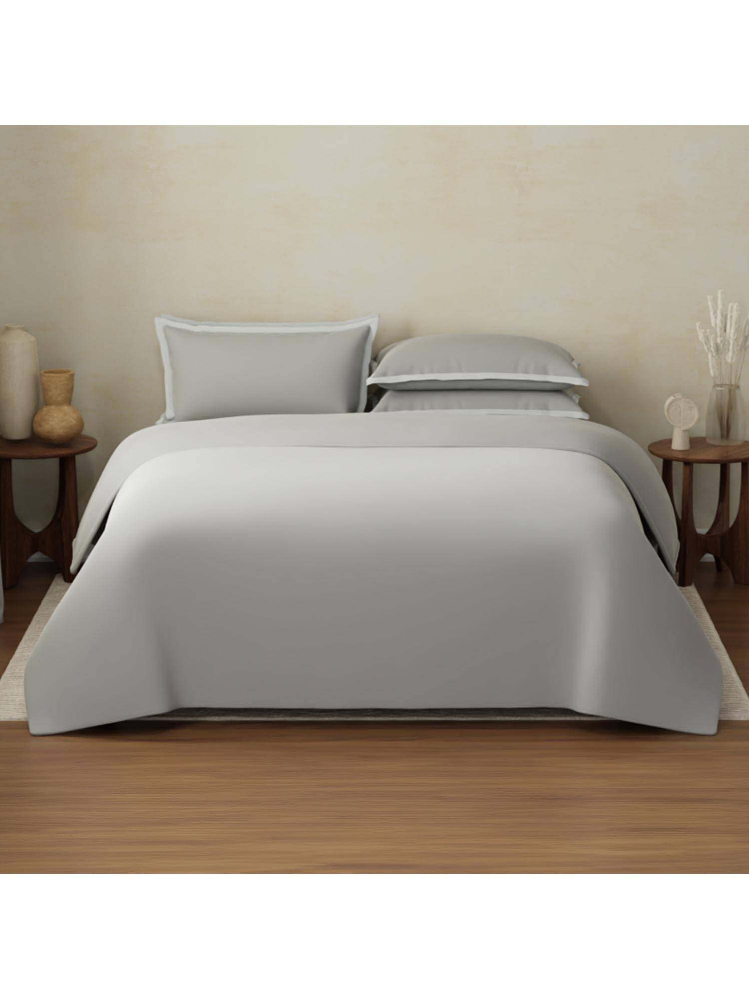Boutique Living Charm 400 TC Cotton Dark Grey Bedsheet With 4 Pillow Covers & Duvet Cover (King)