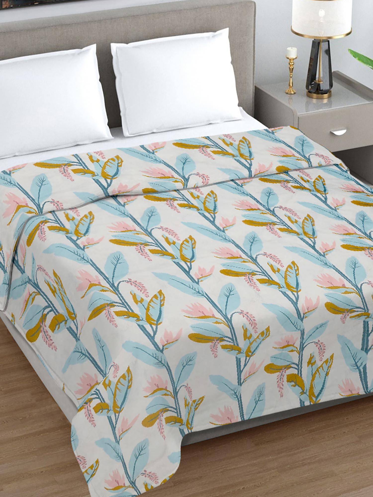 FABINALIV White Floral Ultrasonic Quilted Reversible 350 Gsm Ac Room Bed Comforter (Double)