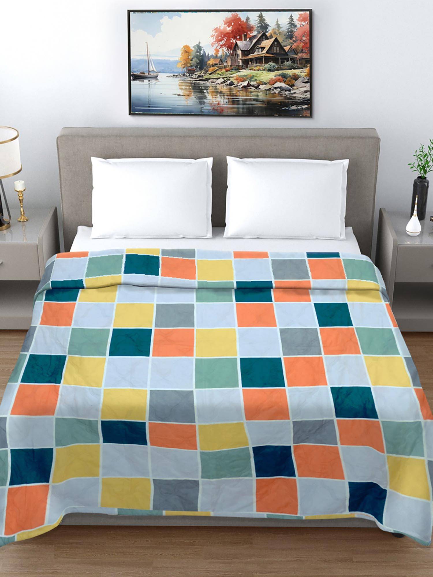 FABINALIV Multi-Color Geometric Reversible 350 Gsm Ac Room Bed Comforter (Double)