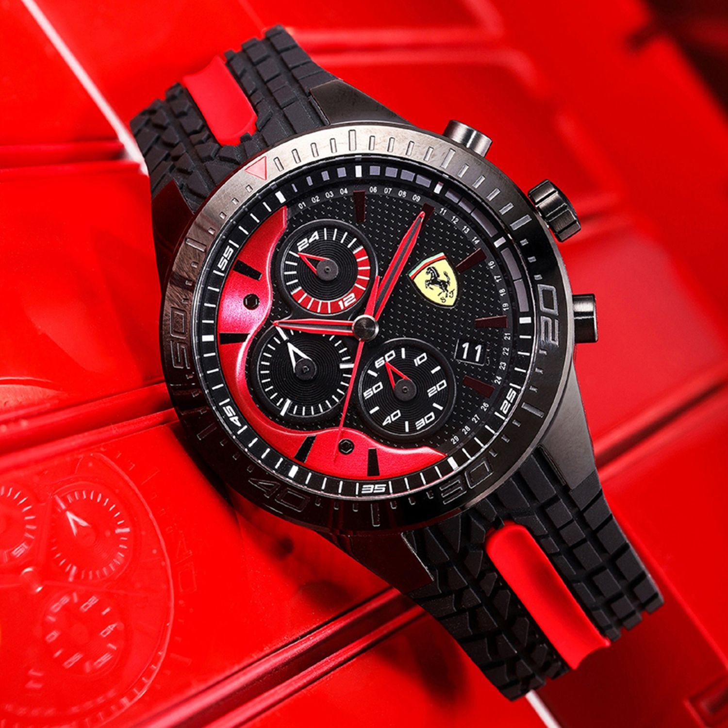 Scuderia Ferrari Redrev 0830592 Black Dial Analog Watch For Men 