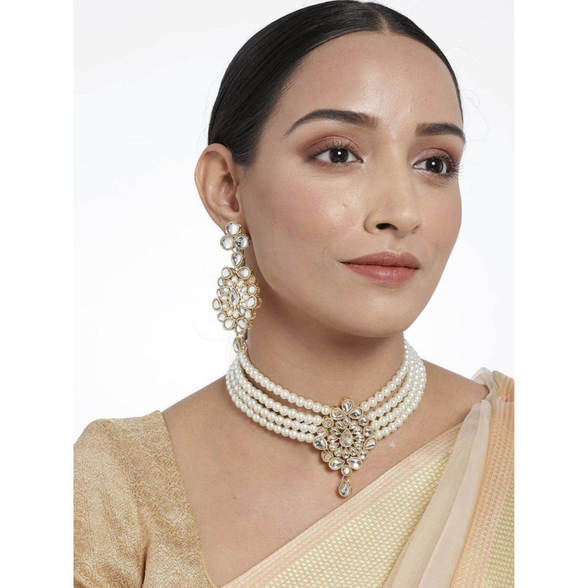 I Jewels Gold Plated Traditional Kundan with Beads Choker Necklace Jewellery Set (ML268W)