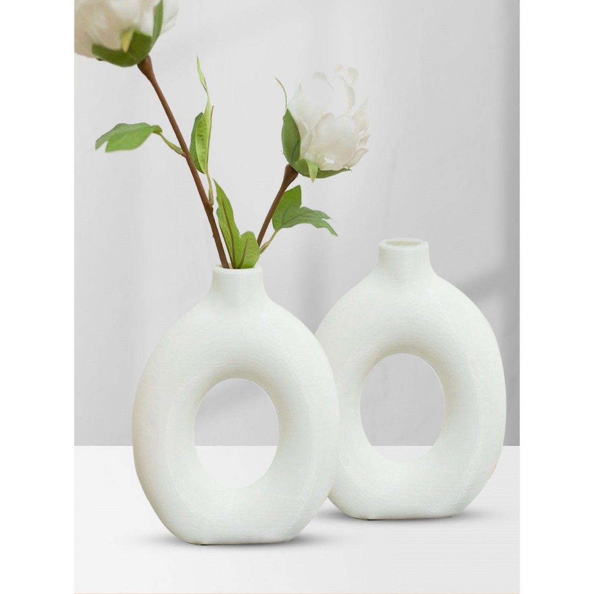 Buy PUREZENTO Donut Vase In Color Off White Online