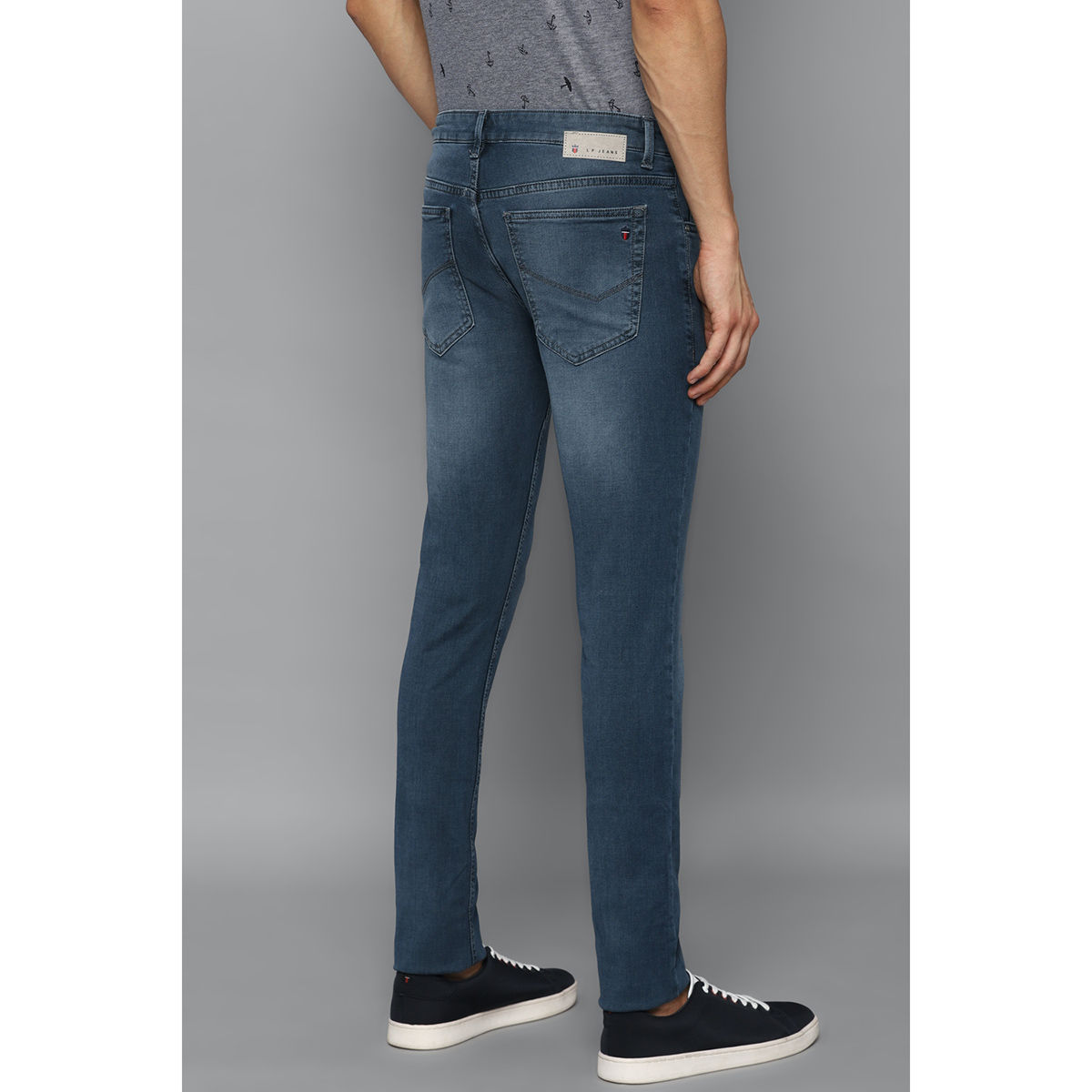 product-thumbnail