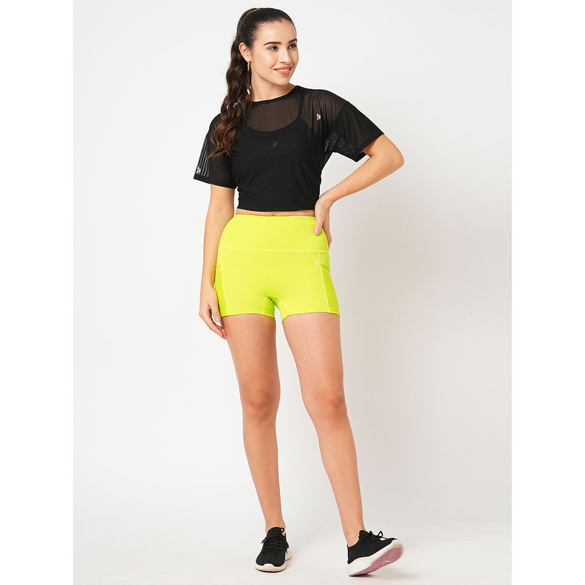 LYFT V Shaped Stage Shorts - Yellow Mサイズ LYFT V Shaped Stage Shorts - Yellow Mサイズ LYFT V Shaped Stage