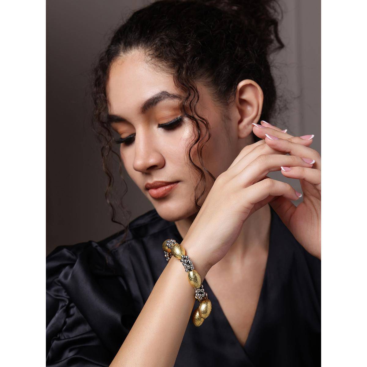PANASH Women Brass Gold-Plated Charm Bracelet