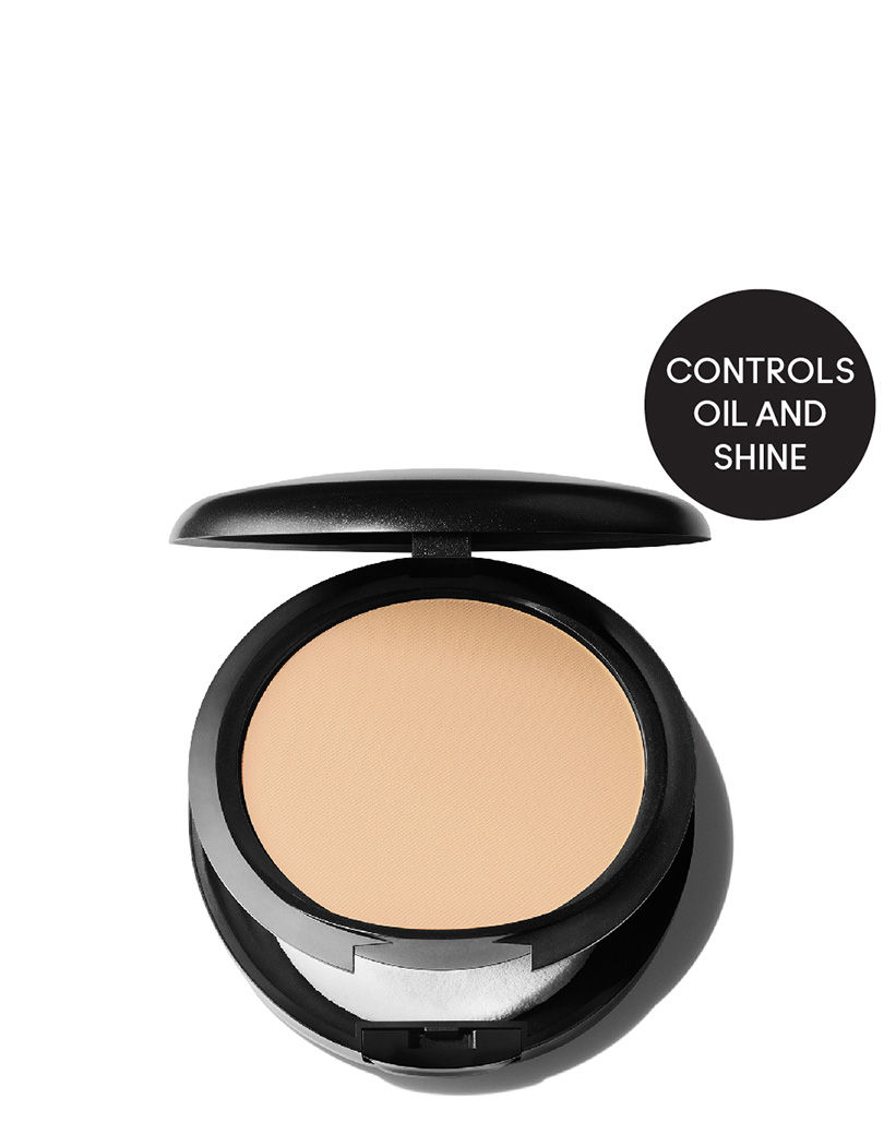 M.A.C Studio Fix Powder Plus Compact Foundation - NC20
