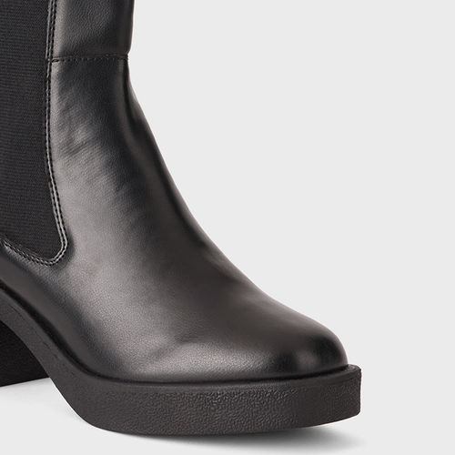 Buy Twenty Dresses by Nykaa Fashion Black Square Toe Block Heel - Main Image