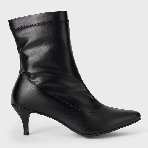 Buy Twenty Dresses by Nykaa Fashion Black Pointed Toe Kitten