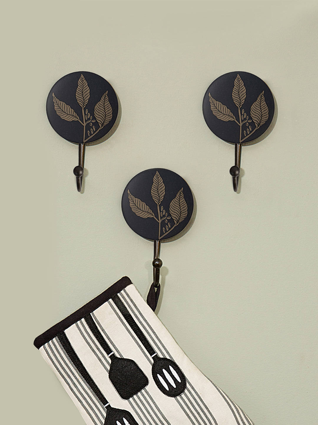 Ellementry Golden Foliage Wooden Wall Hook Set Of 3