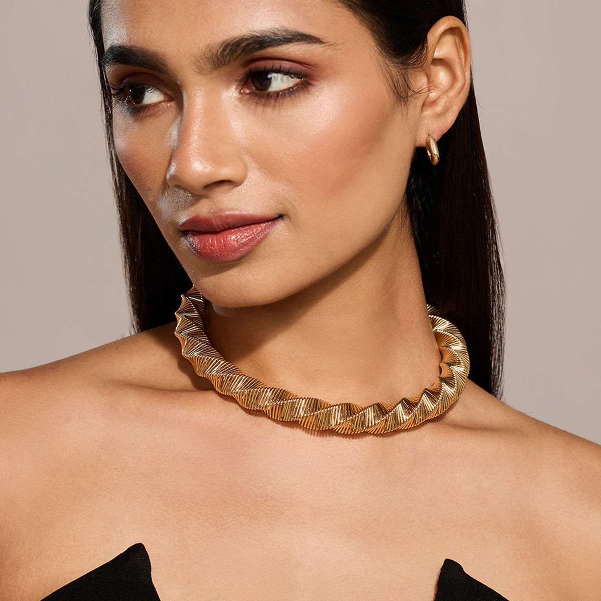 Nykaa choker necklace discount