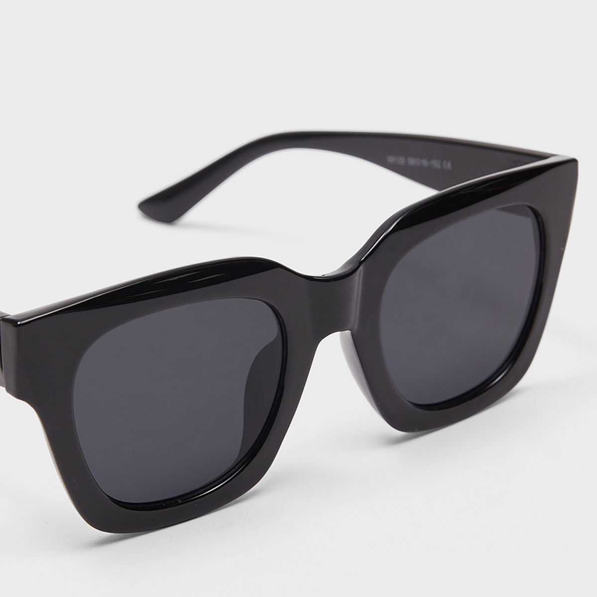 Unisex Square Foldable Sunglasses With Dark Grey Lens, Black/Gold Finish,  UV Protection, And Box Perfect For Summer Sunnies From Jenlsky, $46.62 |  DHgate.Com