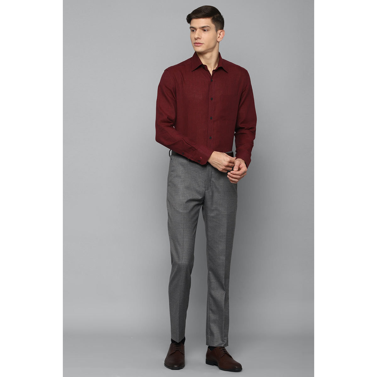 Louis Philippe Sport HOLIDAY Slim Fit Men Khaki Trousers  Buy Louis  Philippe Sport HOLIDAY Slim Fit Men Khaki Trousers Online at Best Prices in  India  Flipkartcom