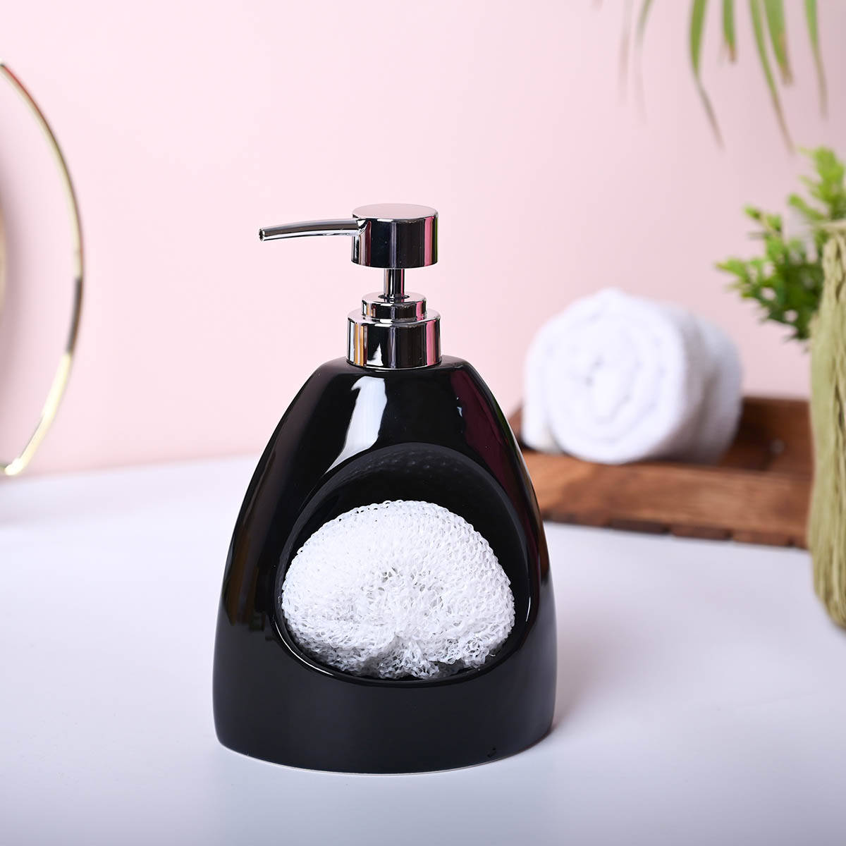 Voncasa Ceramic Black Color Kitchen Dispenser with Scrubber