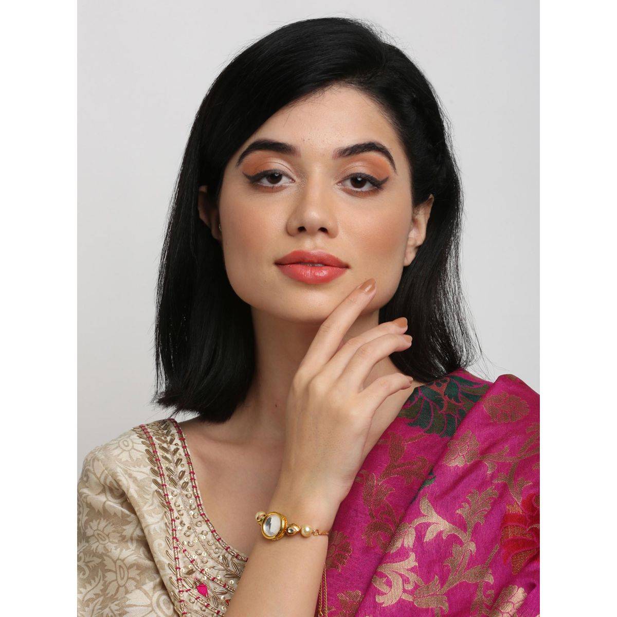 RUBY RAANG STUDIO Women Gold-Toned Off White Kundan Charm Bracelet