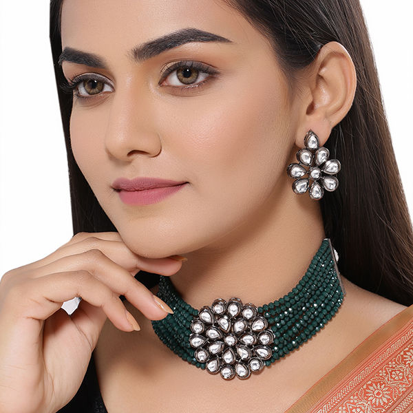 Buy Voylla Traditional Kundan Choker 