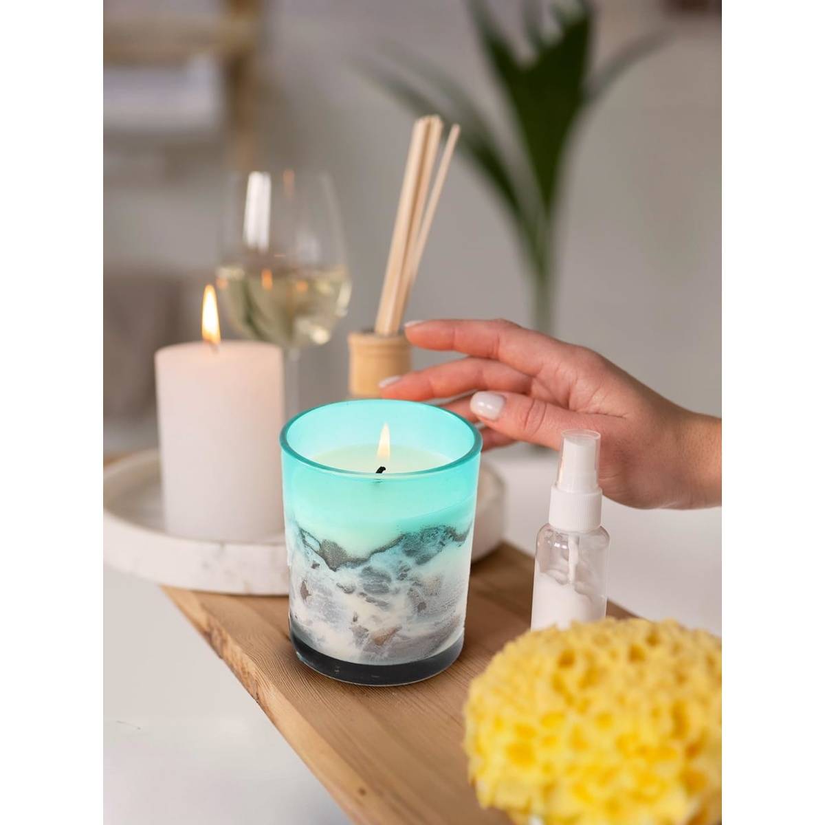 The Better Home Green Branch Magnolia Fragnace Candle