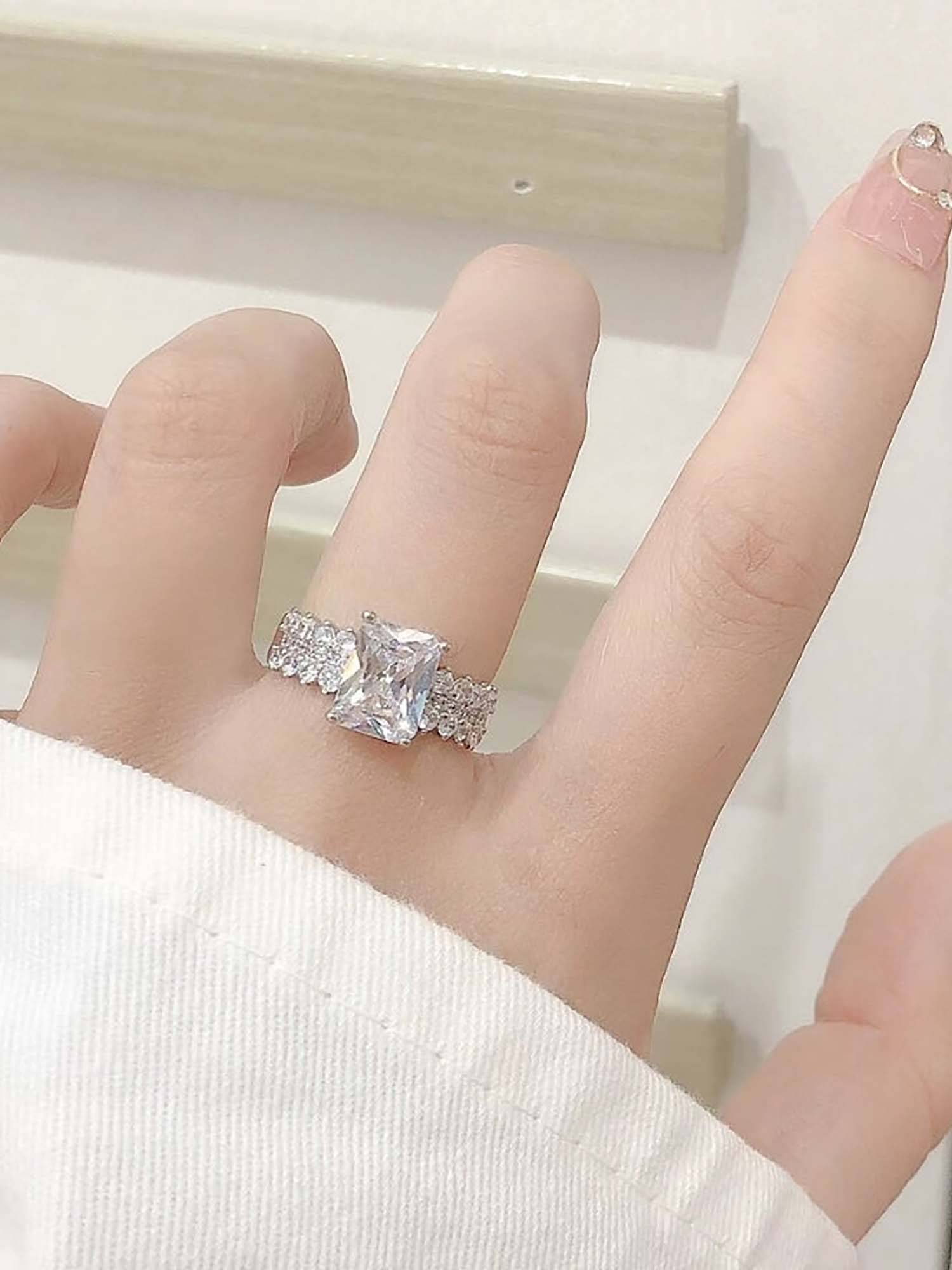 Salty Women White Solitaire Paradise Ring