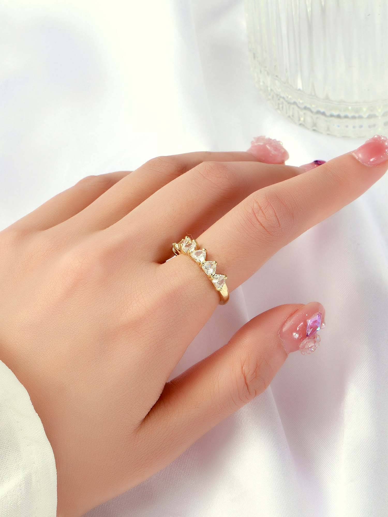 Salty Women Romantic Heart Diamonds Ring