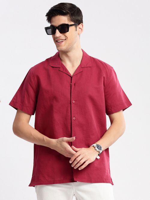 SHOWOFF Mens Short Sleeves Cuban Collar Cotton Solid Red Casual Shirt