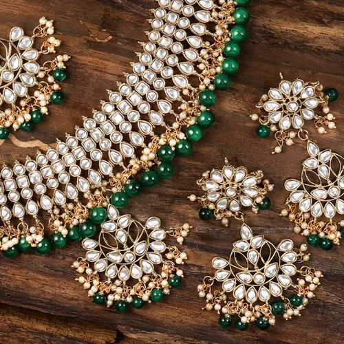 Buy Zaveri Pearls Kundan Green Beads Bridal Choker Necklace