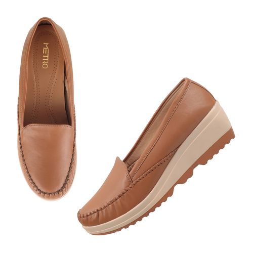 Metro Tan Synthetic Loafers: Buy Metro Tan Synthetic Solid Loafers Online Price in India | Nykaa