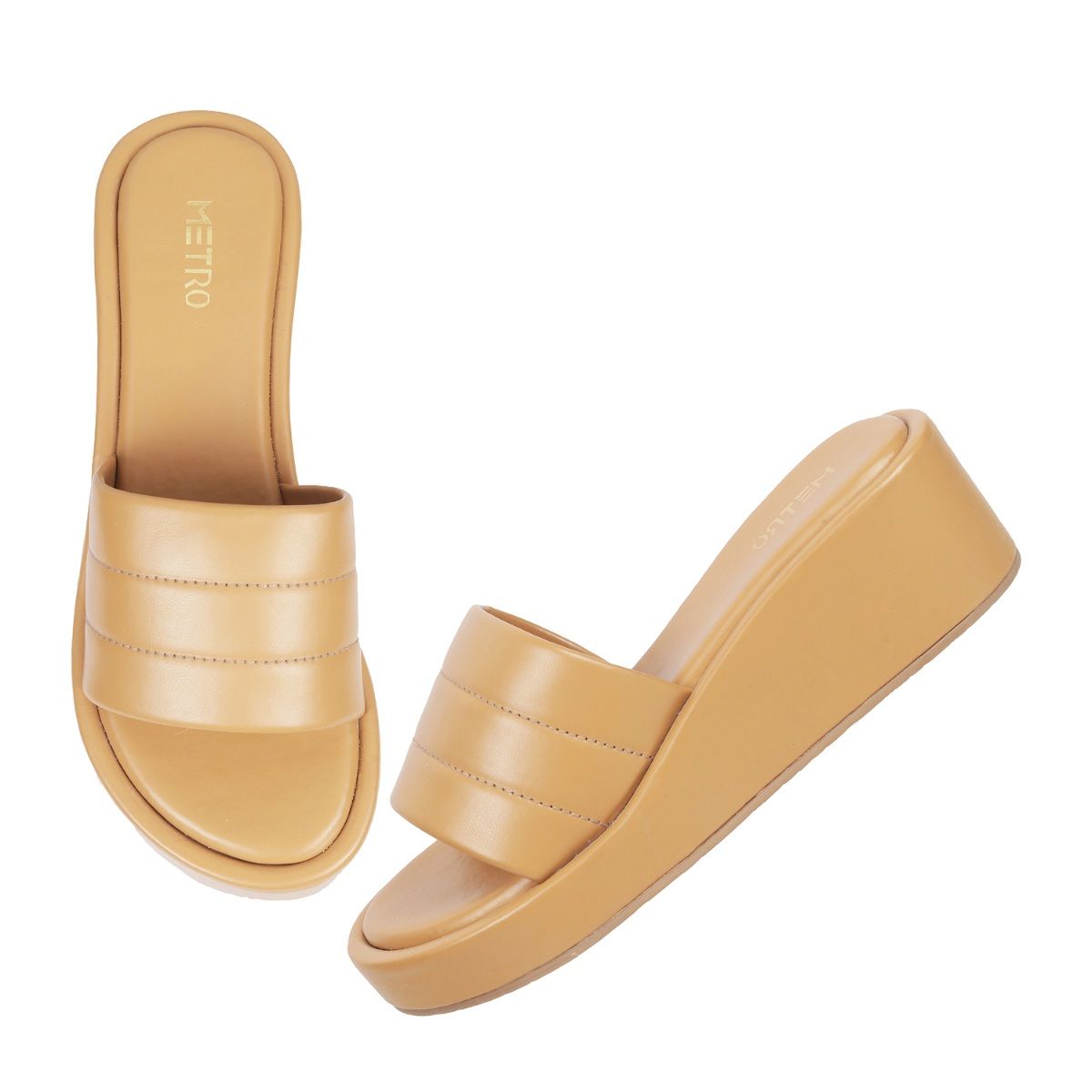 Metro Women's Gold Fashion Sandals-8 UK (41 EU) (32-299) : Amazon.in: Shoes  & Handbags