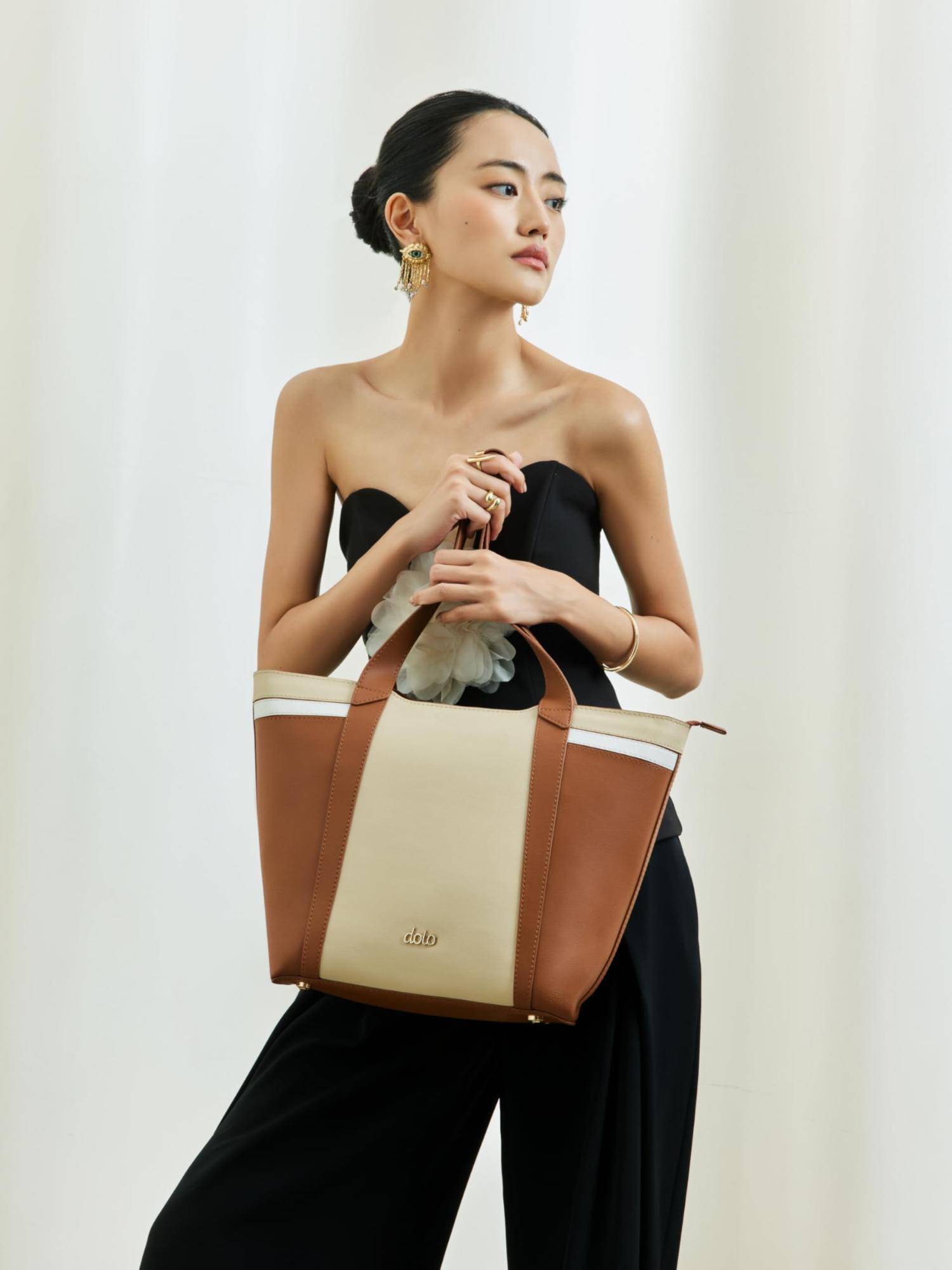 Everpret Women Beige-Tan Iki Faux Leather Tote Bag with Pouch
