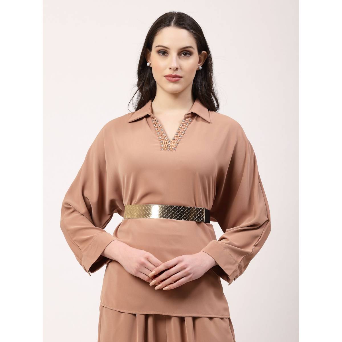 NVR Women Circular Gold Plated Adjustable Broad Belt (32)