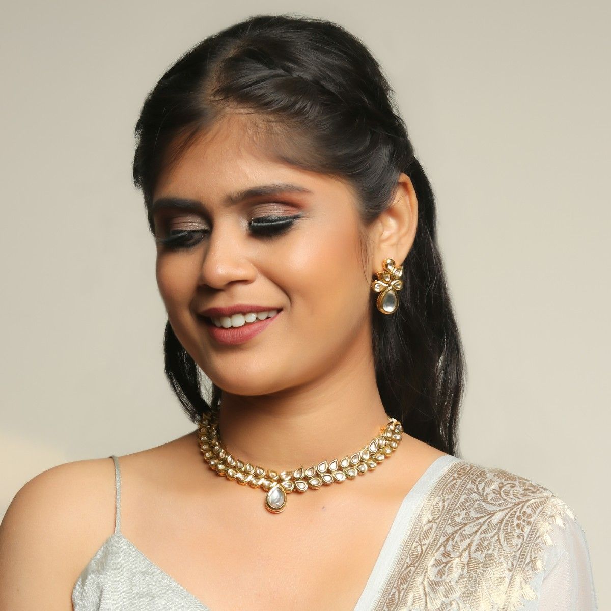 Ishhaara Simple Kundan Necklace Set (One Size)