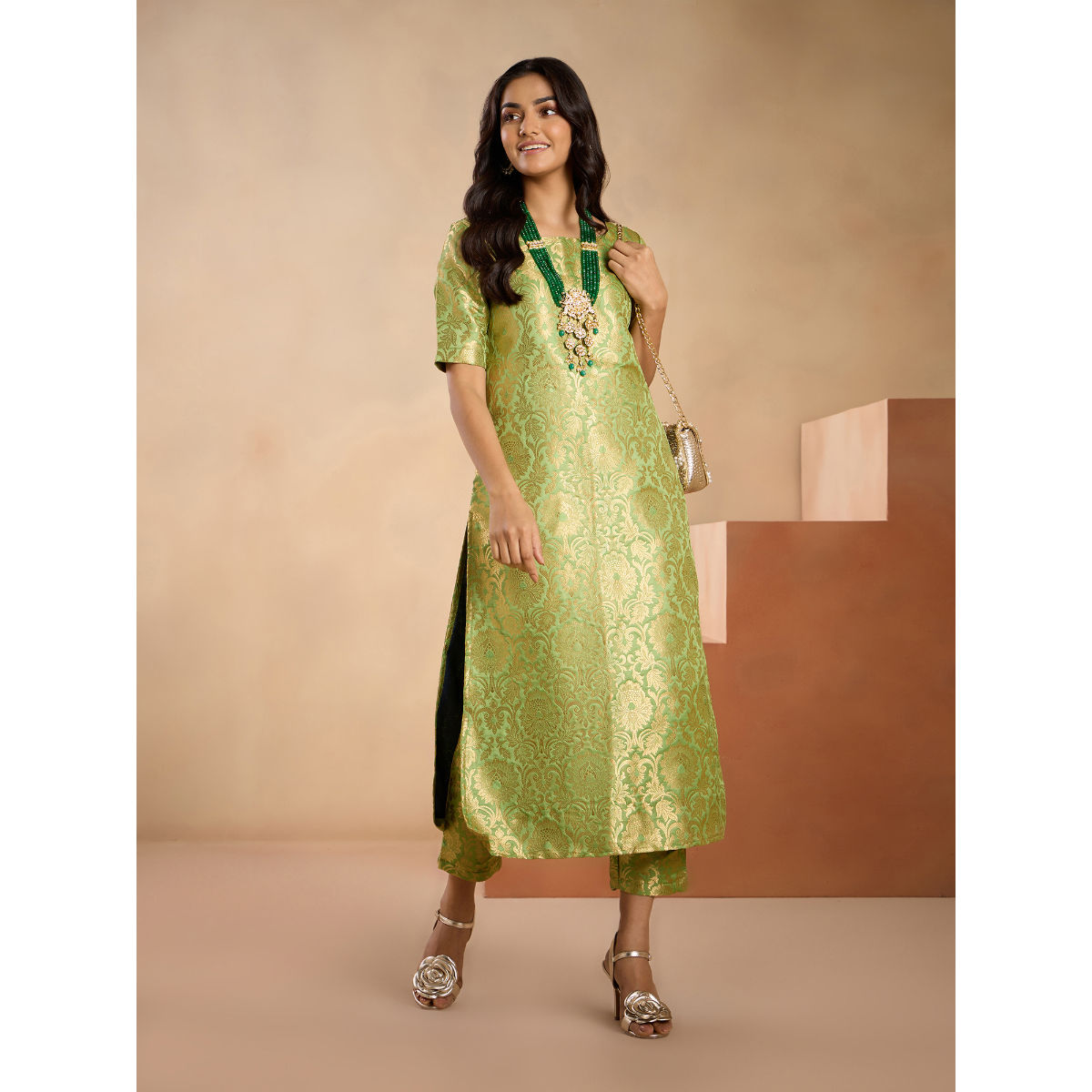 Buy SASSAFRAS Women's Pink Brocade Cigarette Pants at Amazon.in