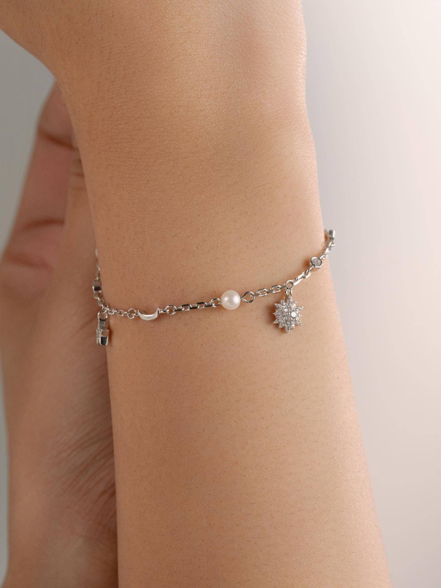 Nistra 925 Sterling Silver Galaxy Trinkets Bracelet (Adjustable)
