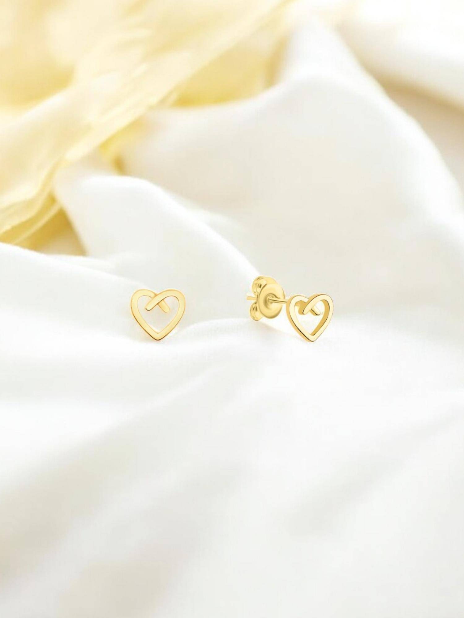 Nistra 925 Sterling Silver Love Forever Studs Earrings