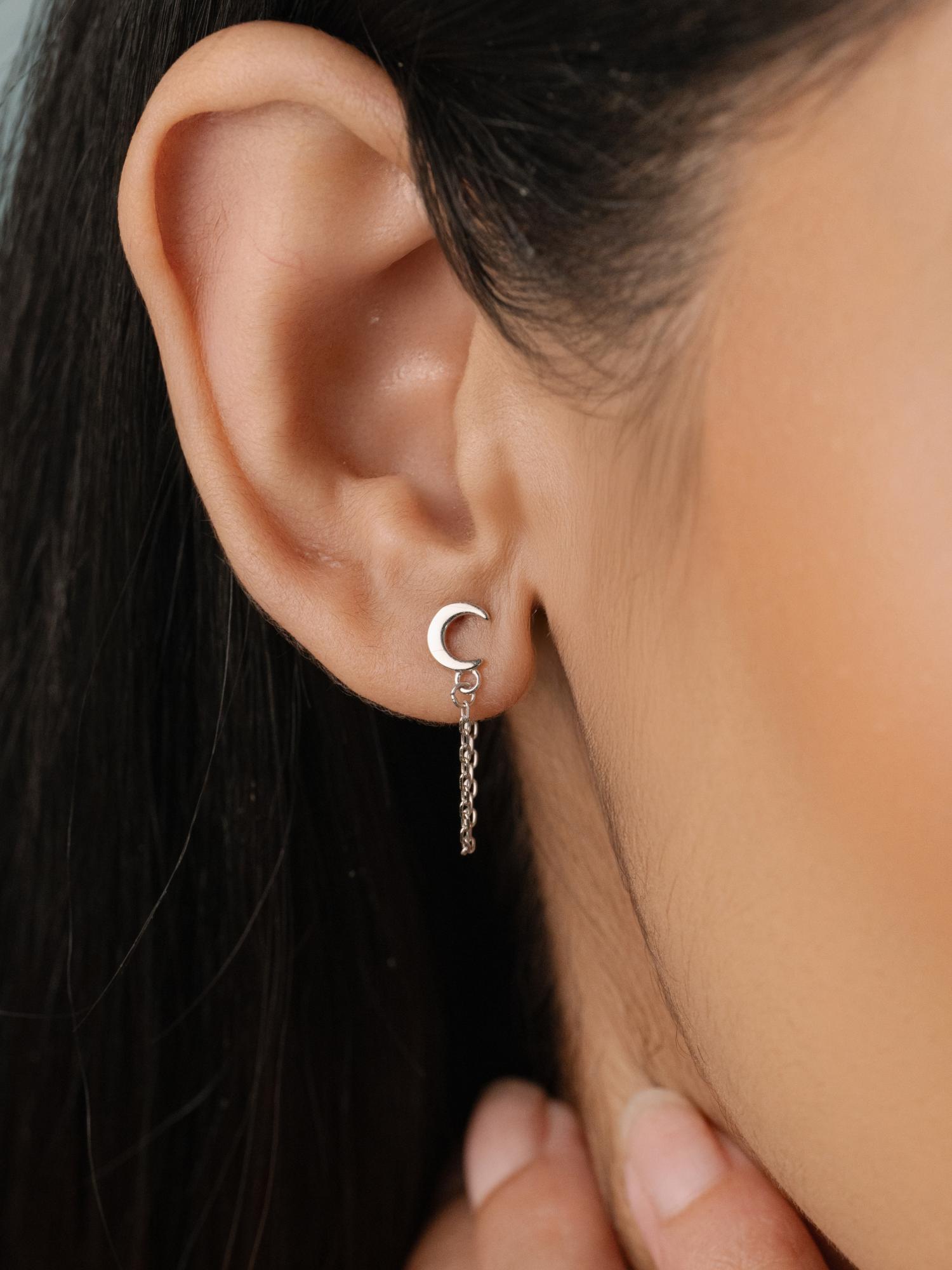 Buy Nistra 925 Sterling Silver Moon Swing Studs Earrings Online
