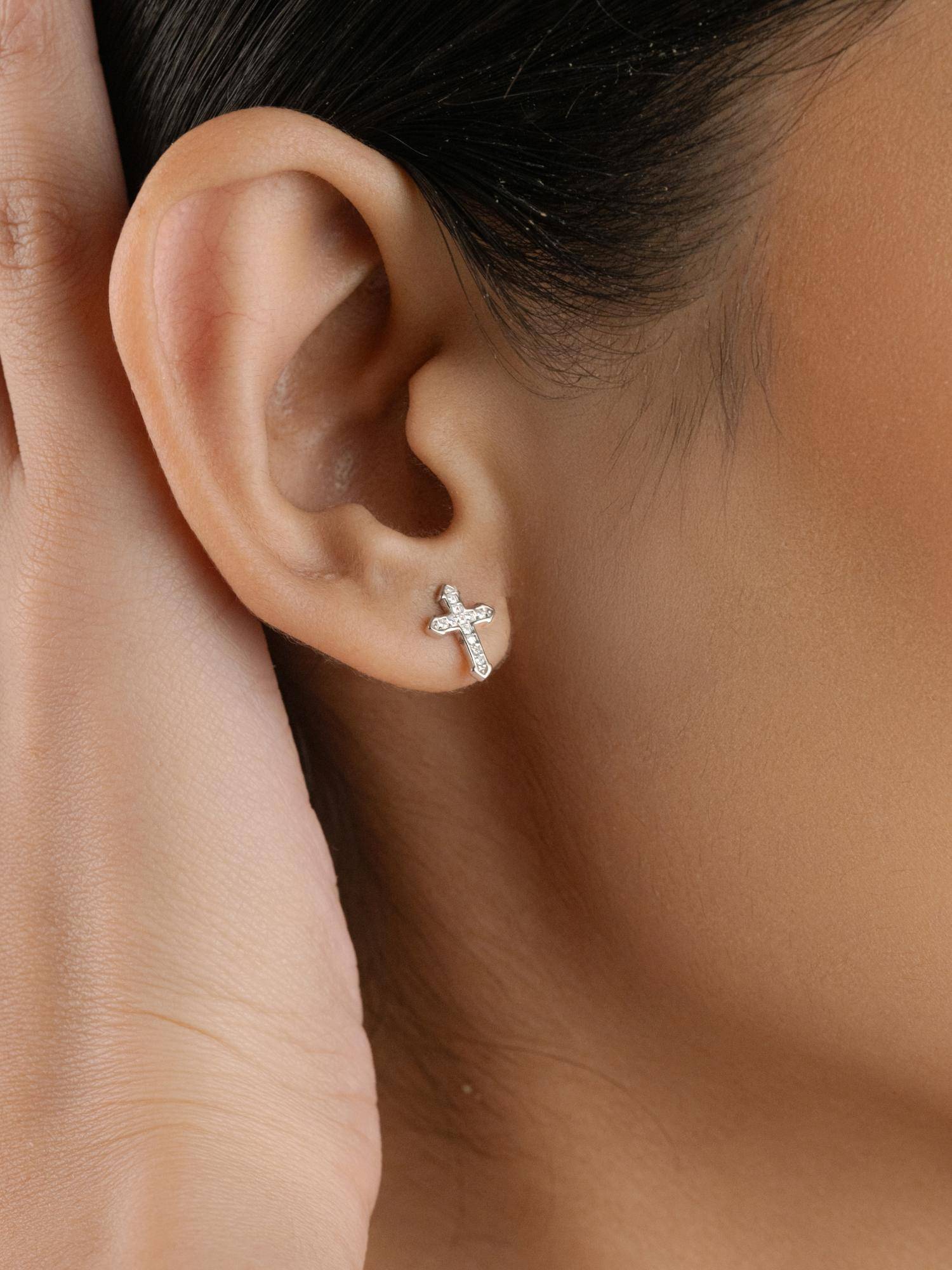 Nistra 925 Sterling Silver Timeless Grace Cross Earrings