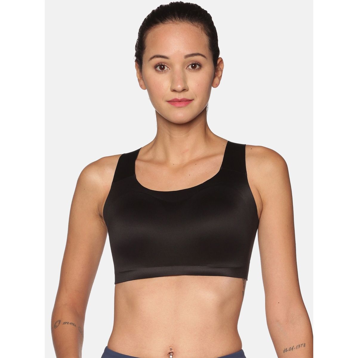 SOLY HUX Women's Zip Up Sports Post-Surgery Bra Back Cut Out Seamless Cups  Yoga Tops Pure Black S at  Women's Clothing store