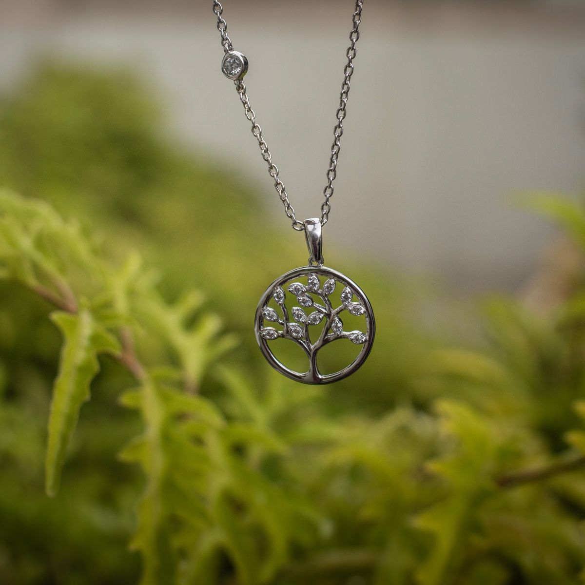 Shades of Green Tree of Life Necklace – Celtic Crystal Design Jewelry