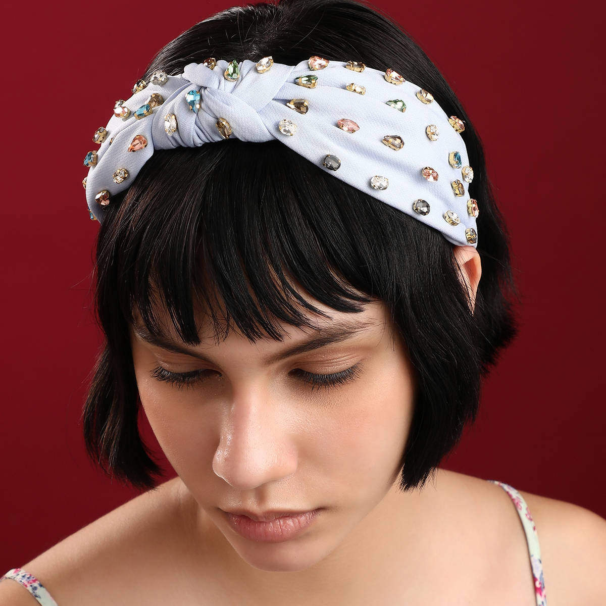 SOHI Trendy Twist Fabric Hairband