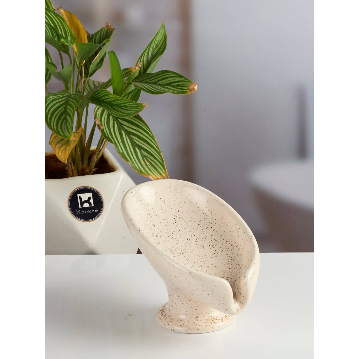 Kookee Beige Ceramic Soap Holder Dish with Scrub