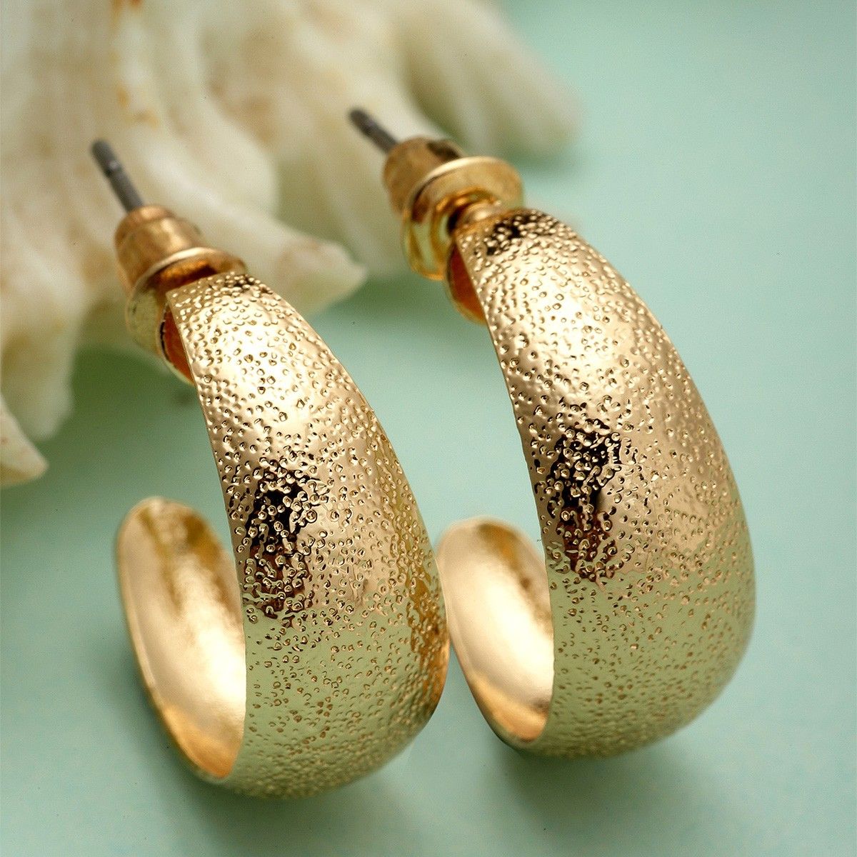 Golden Hour Textured Half Hoop Earrings – I'MMANY London
