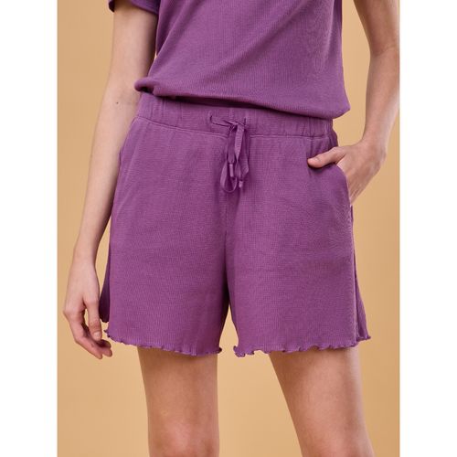 Enamor E703 Comfortable Waffle Fabric Shorts for Casual Chic Comfort (S)